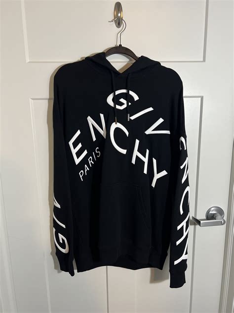 givenchy pullover gebraucht|Givenchy refracted hoodie.